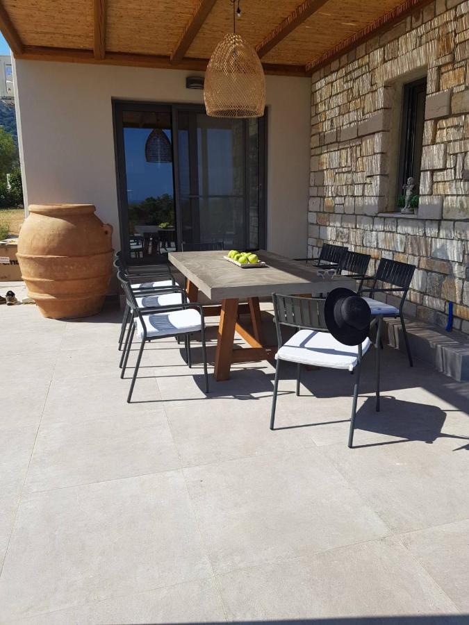 Alberi - Izla Homes Skala  Bagian luar foto