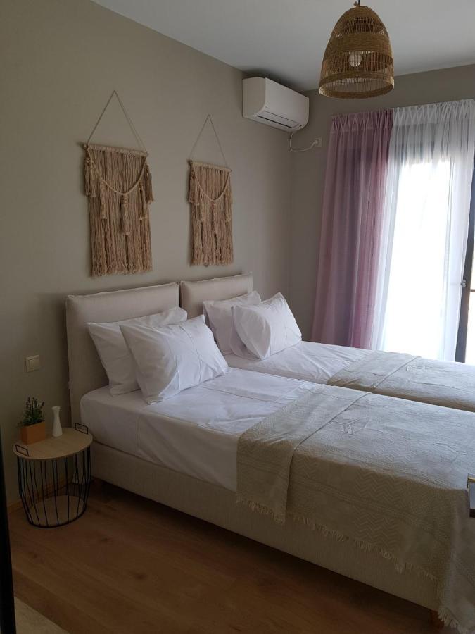 Alberi - Izla Homes Skala  Bagian luar foto