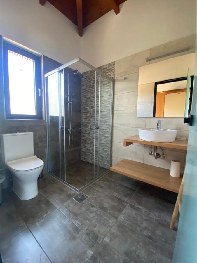 Alberi - Izla Homes Skala  Bagian luar foto
