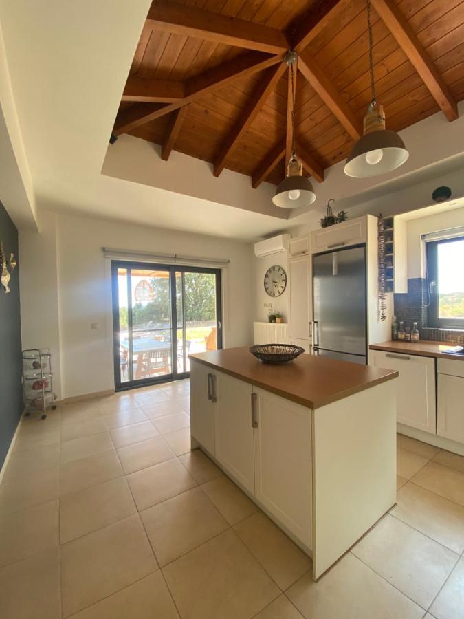 Alberi - Izla Homes Skala  Bagian luar foto